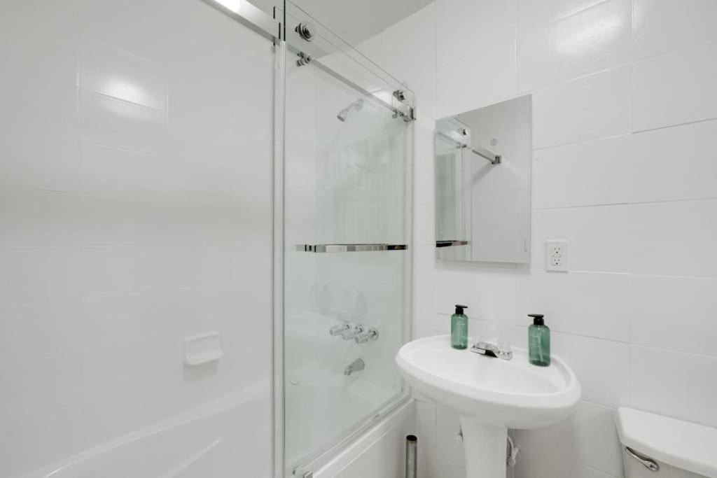 Bay Ridge Haven: Contemporary Charm In Brooklyn Pangsapuri New York